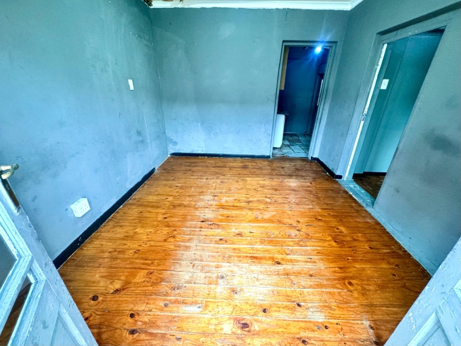 5 Bedroom Property for Sale in Woodstock Western Cape